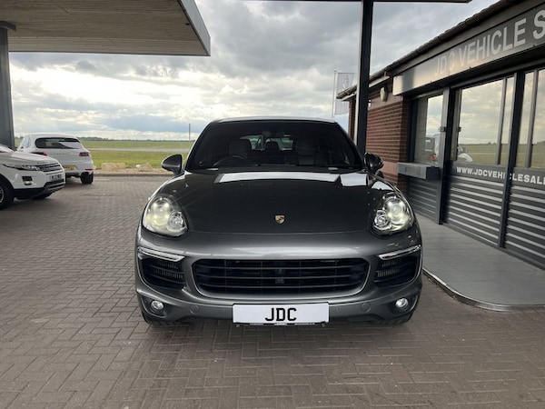 Used Porsche Cayenne 2015 for sale - 74834159: Photo 7