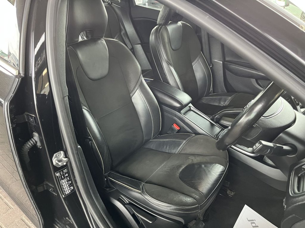 Used Volvo V40 2018 for sale - 77681085: Photo 14