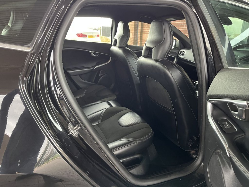 Used Volvo V40 2018 for sale - 77681085: Photo 18