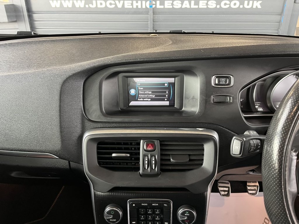 Used Volvo V40 2018 for sale - 77681085: Photo 20