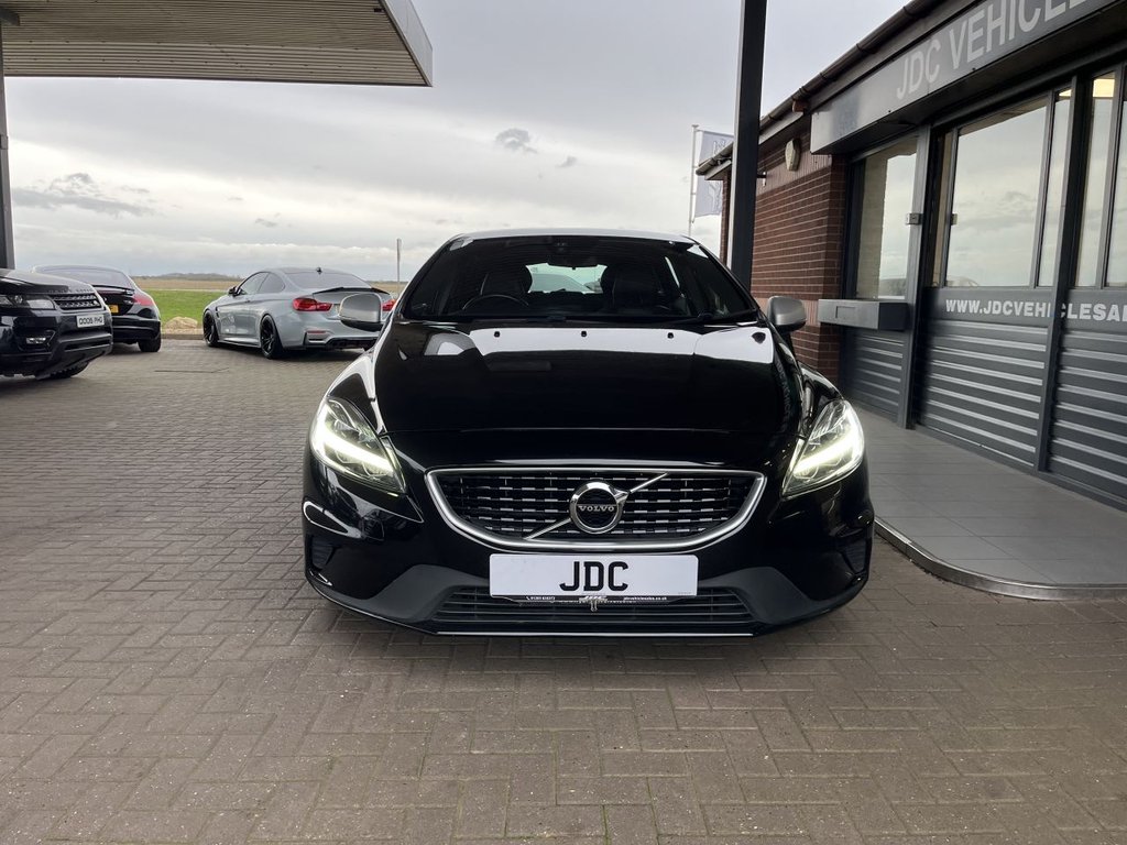 Used Volvo V40 2018 for sale - 77681085: Photo 7