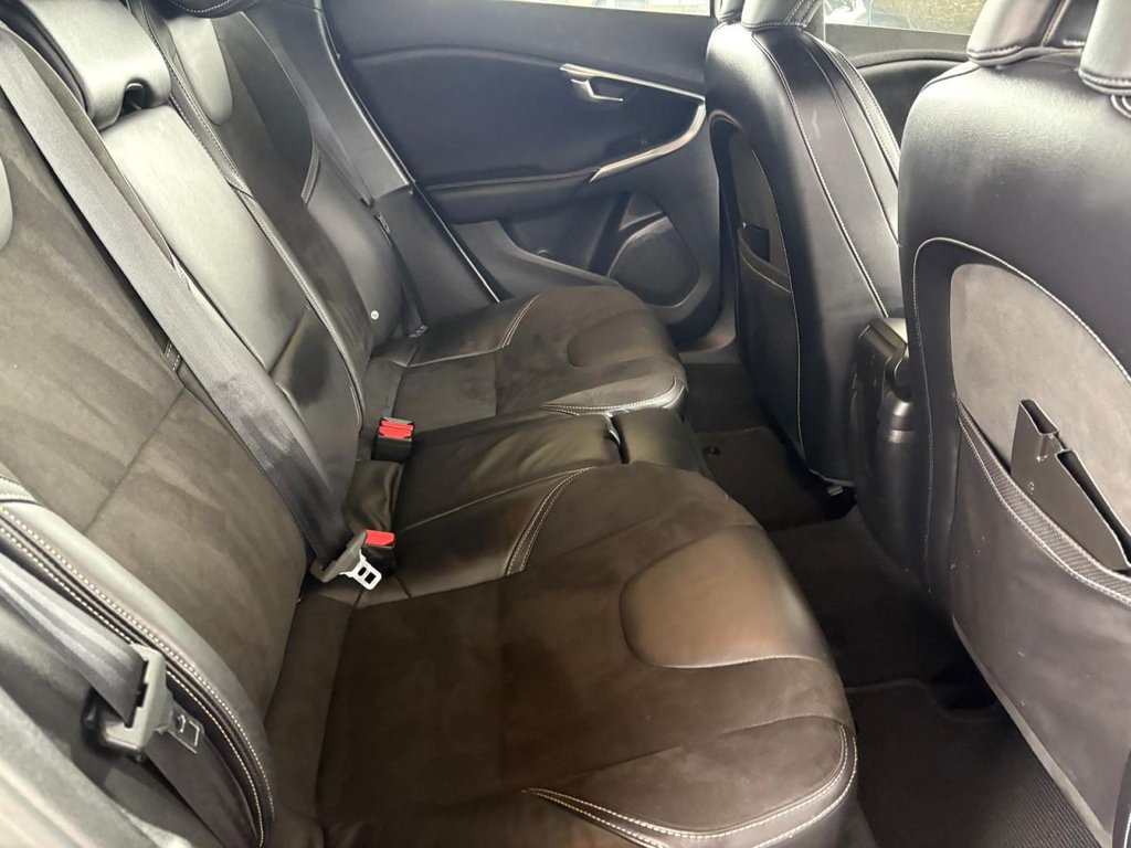Used Volvo V40 2014 for sale - 76256231: Photo 16