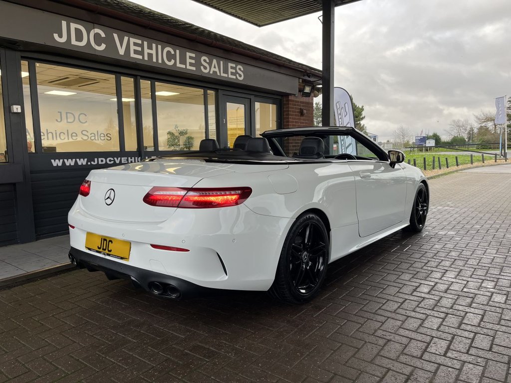 Used Mercedes-Benz E Class 2018 for sale - 77477469: Photo 11