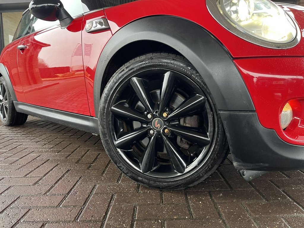 Used MINI Hatch 2011 for sale - 77463840: Photo 15