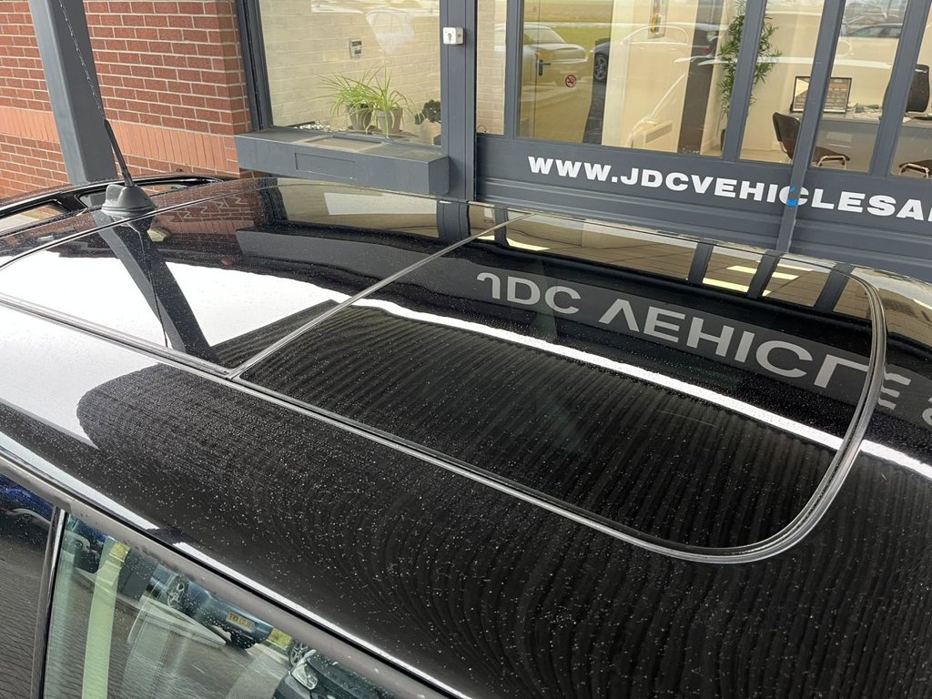 Used MINI Hatch 2011 for sale - 77463840: Photo 18