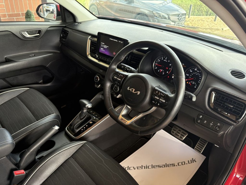 Used Kia Stonic 2024 for sale - 76520538: Photo 12