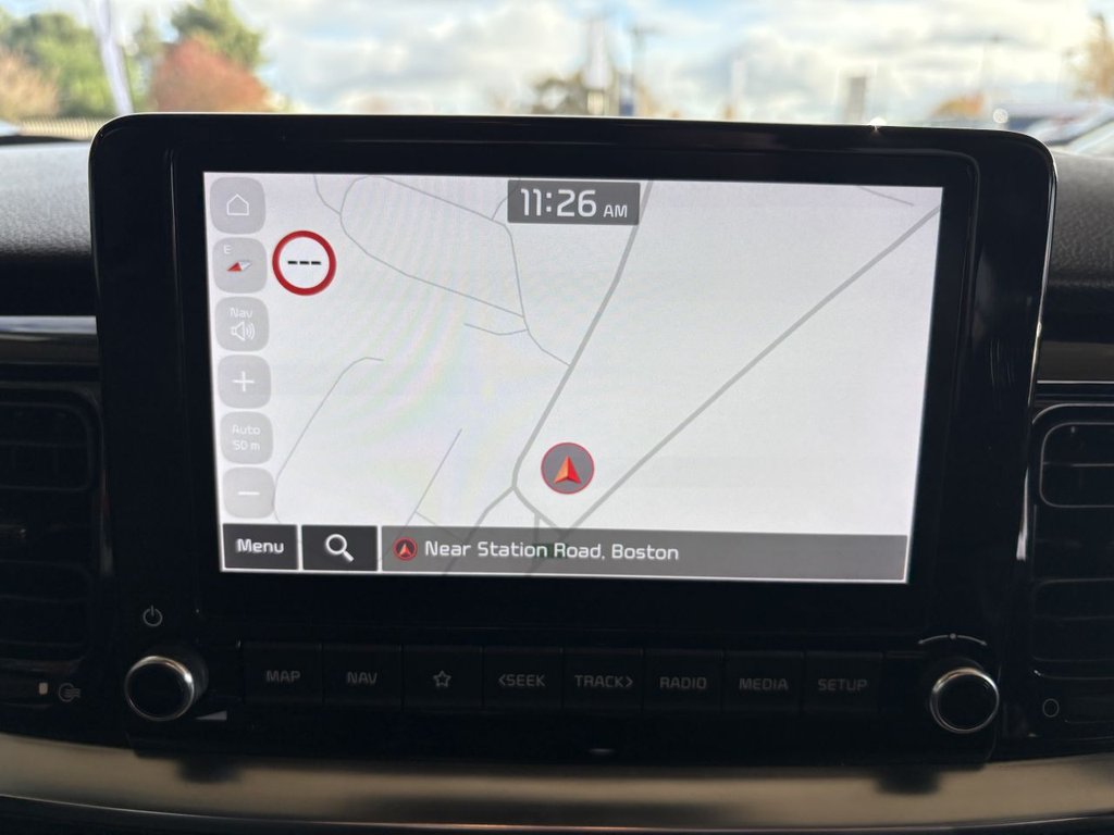 Used Kia Stonic 2024 for sale - 76520538: Photo 16