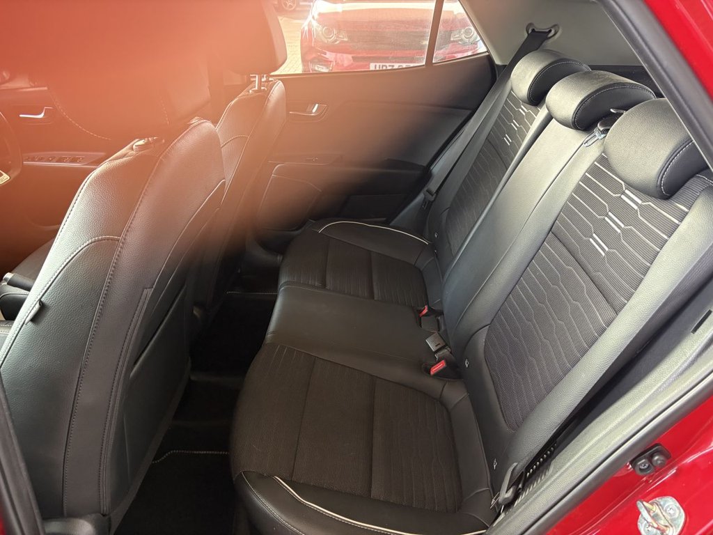 Used Kia Stonic 2024 for sale - 76520538: Photo 25
