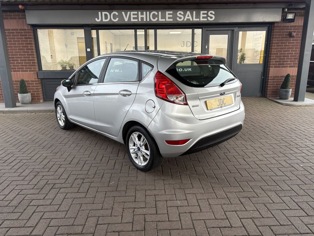 Used Ford Fiesta 2016 for sale - 76698881: Photo 2