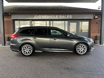 Used Ford Focus 2017 for sale - 76333603: Photo