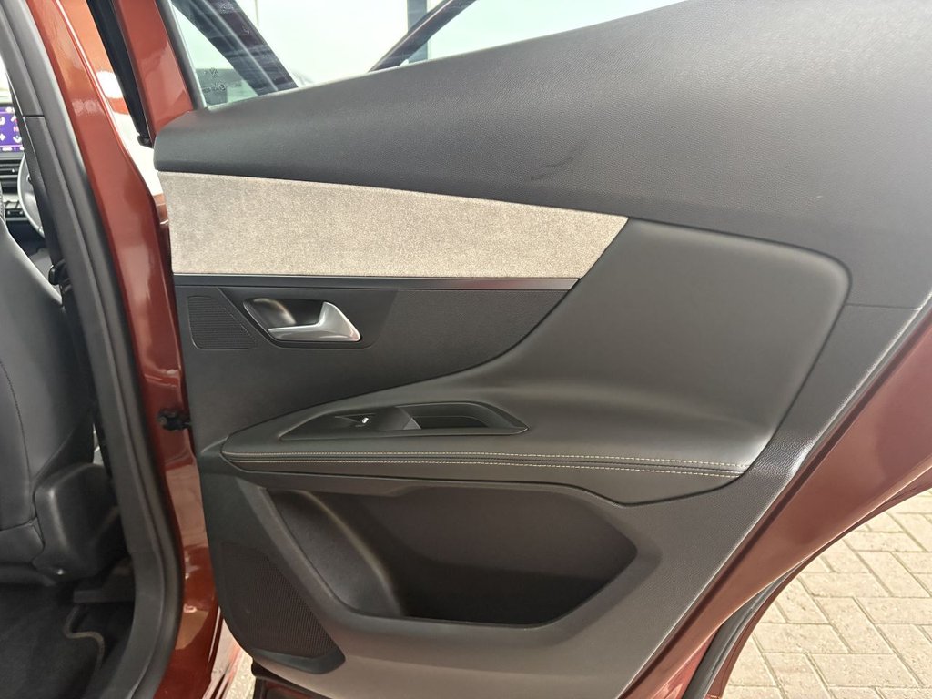 Used Peugeot 3008 2017 for sale - 77422425: Photo 16