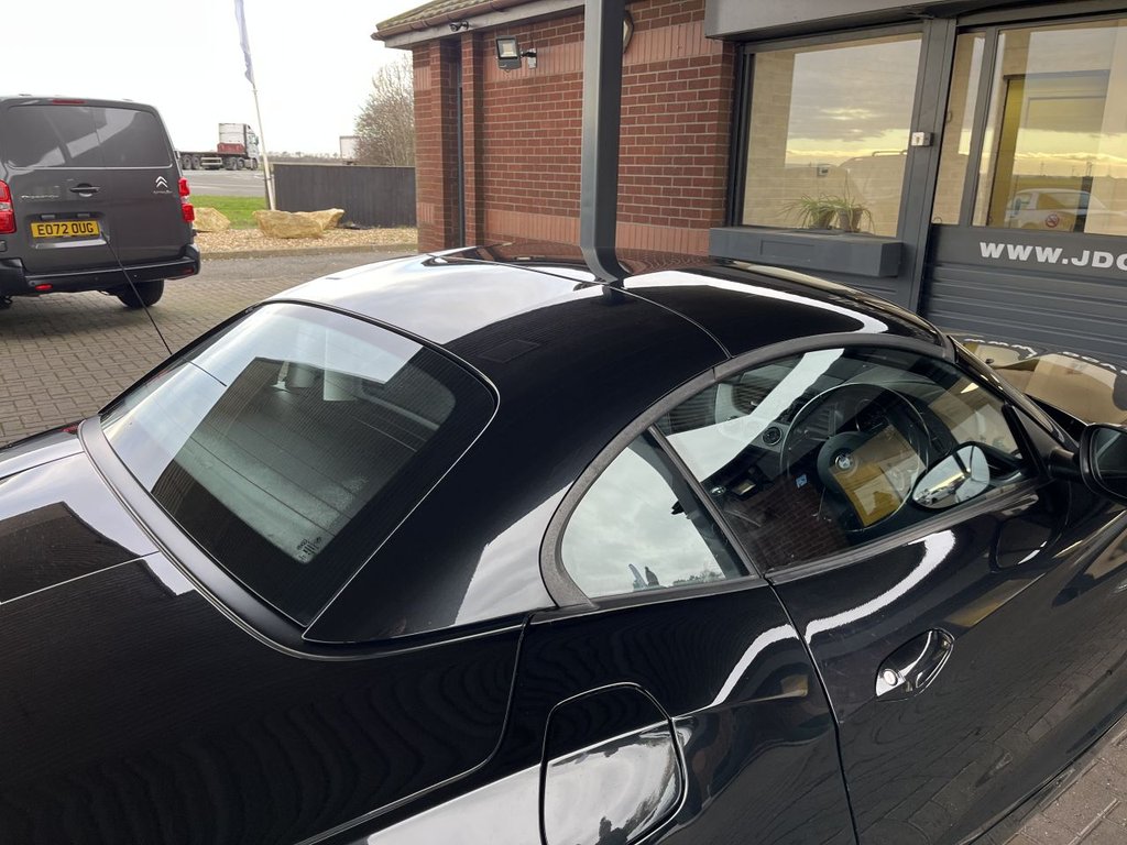 Used BMW Z4 2011 for sale - 76642521: Photo 20