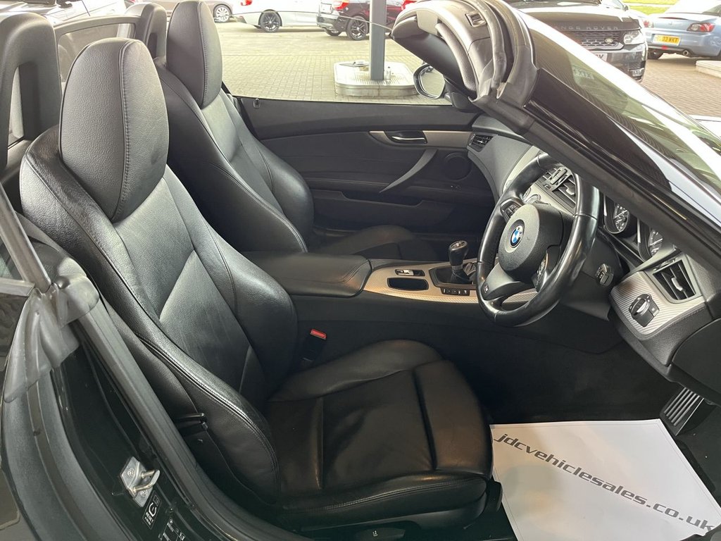 Used BMW Z4 2011 for sale - 76642521: Photo 23