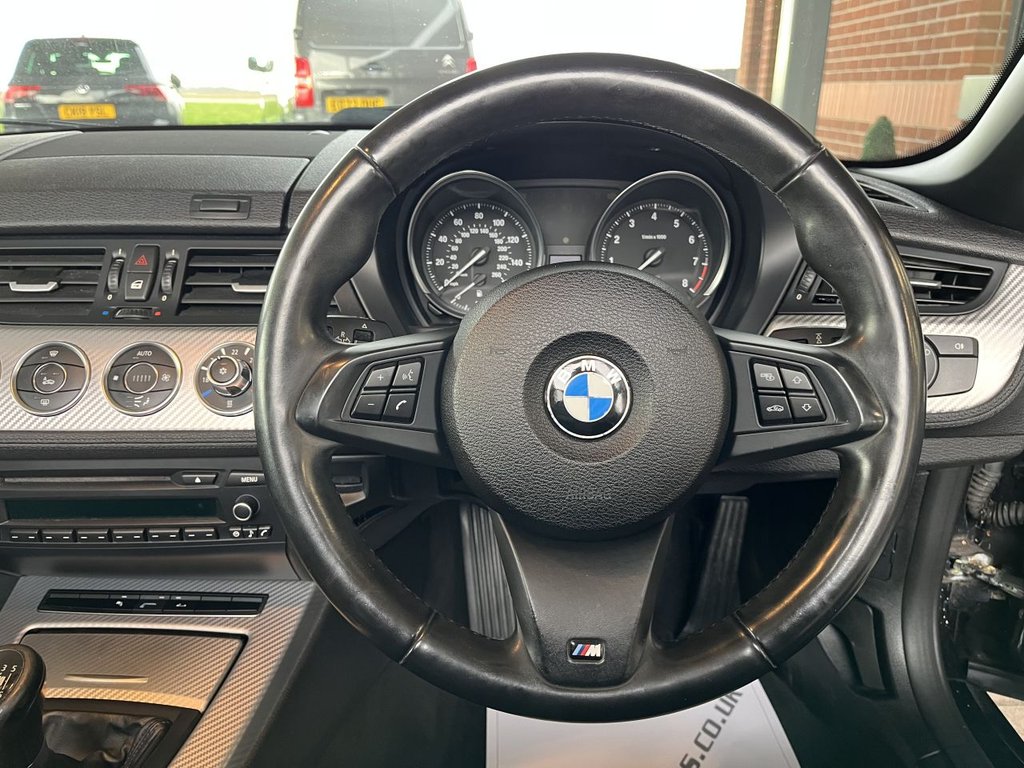 Used BMW Z4 2011 for sale - 76642521: Photo 24