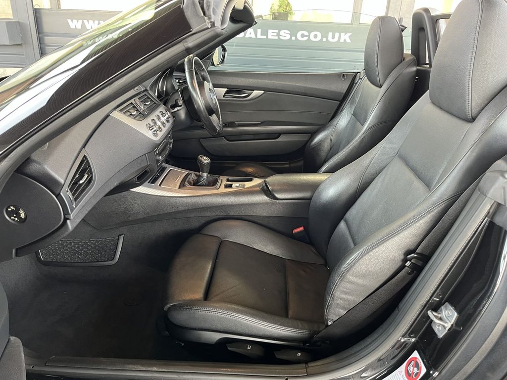 Used BMW Z4 2011 for sale - 76642521: Photo 30