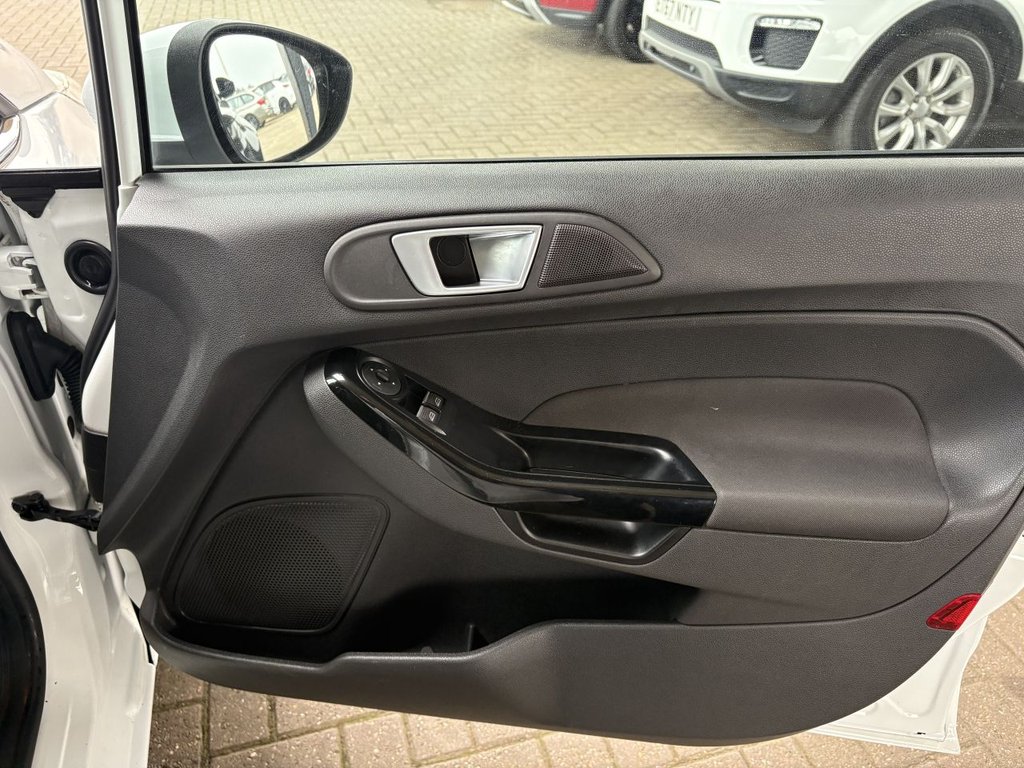 Used Ford Fiesta 2015 for sale - 76510046: Photo 13