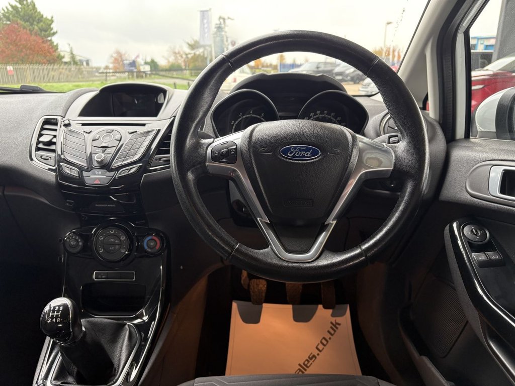 Used Ford Fiesta 2015 for sale - 76510046: Photo 15