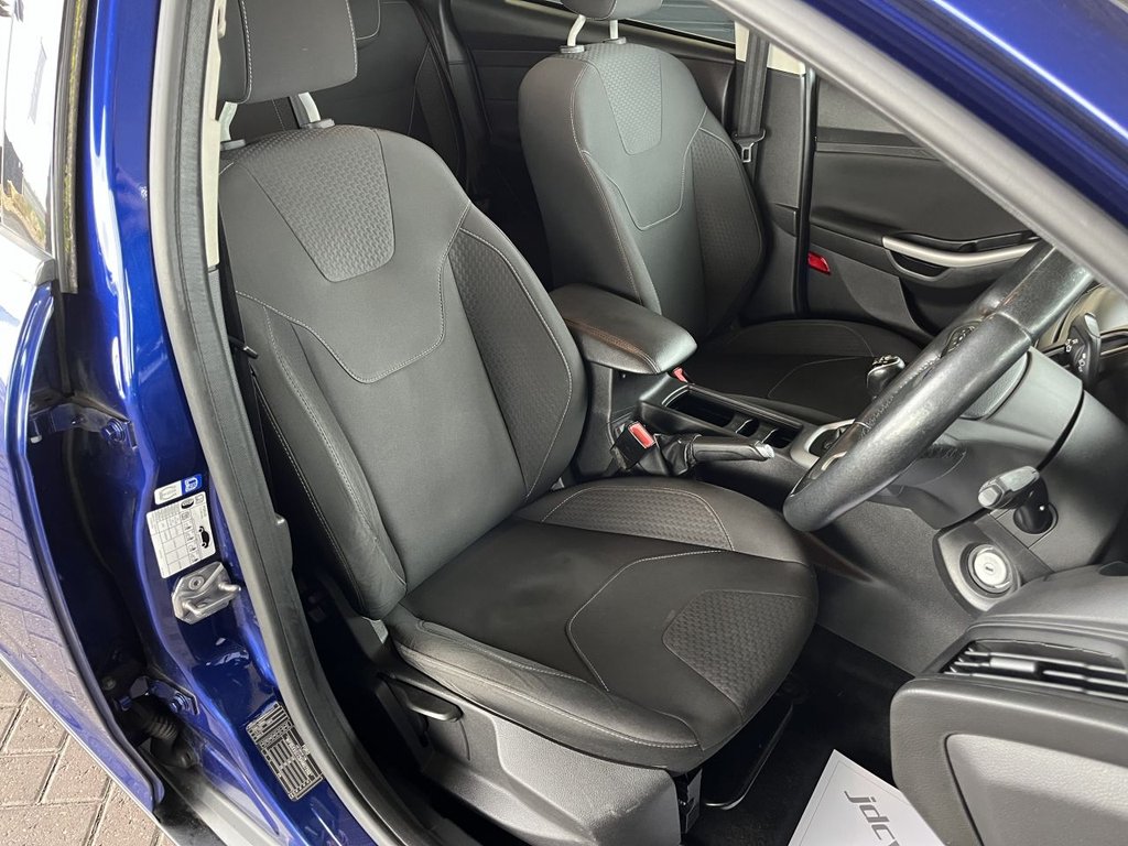 Used Ford Focus 2017 for sale - 76642570: Photo 13