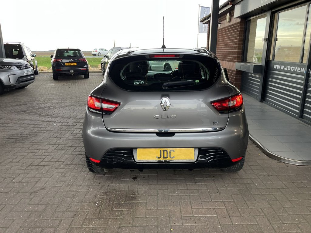 Used Renault Clio 2016 for sale - 76496309: Photo 10