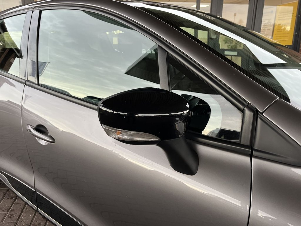 Used Renault Clio 2016 for sale - 76496309: Photo 14