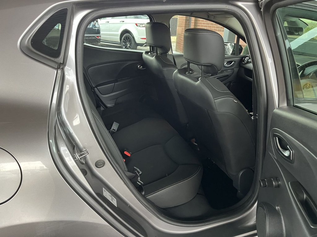 Used Renault Clio 2016 for sale - 76496309: Photo 24