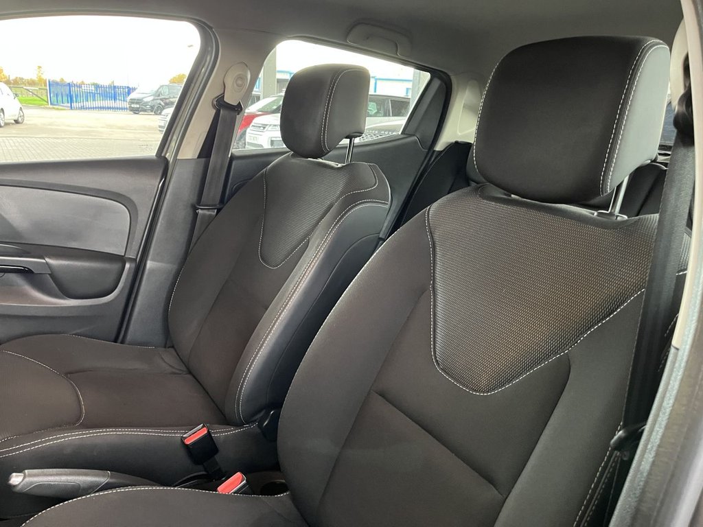 Used Renault Clio 2016 for sale - 76496309: Photo 28