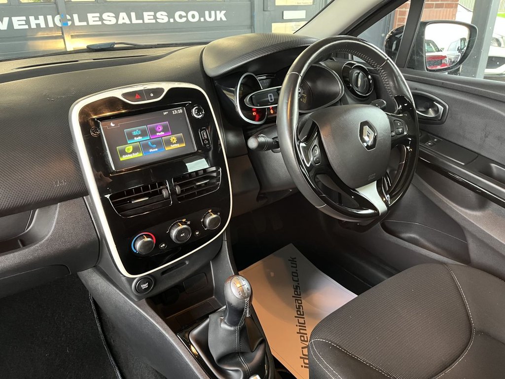 Used Renault Clio 2016 for sale - 76496309: Photo 29