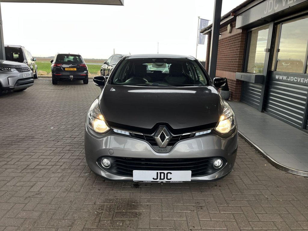 Used Renault Clio 2016 for sale - 76496309: Photo 7