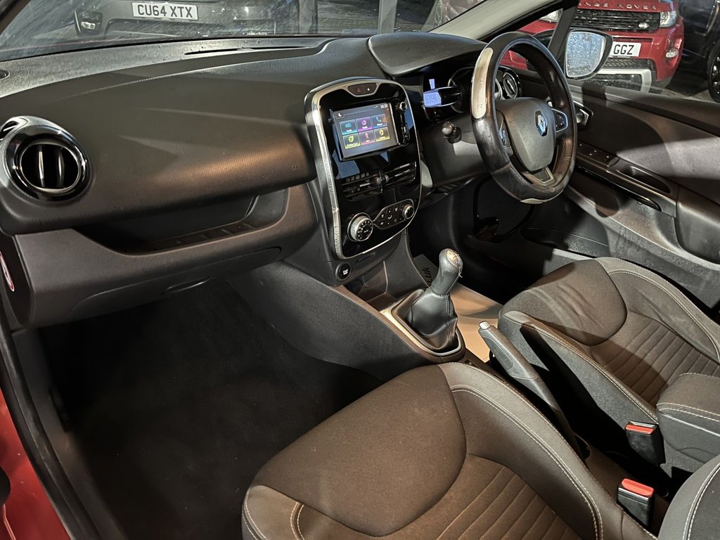 Used Renault Clio 2016 for sale - 76740430: Photo 17