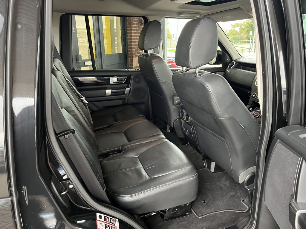 Used Land Rover Discovery 4 2015 for sale - 74570493: Photo 26