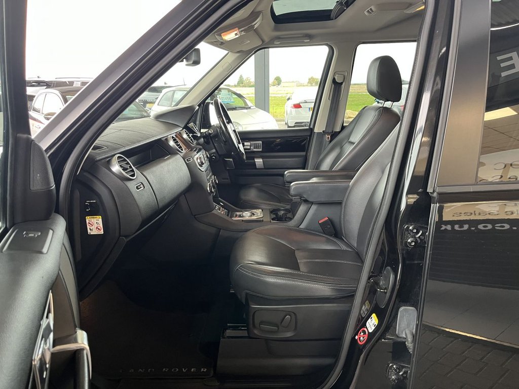 Used Land Rover Discovery 4 2015 for sale - 74570493: Photo 34