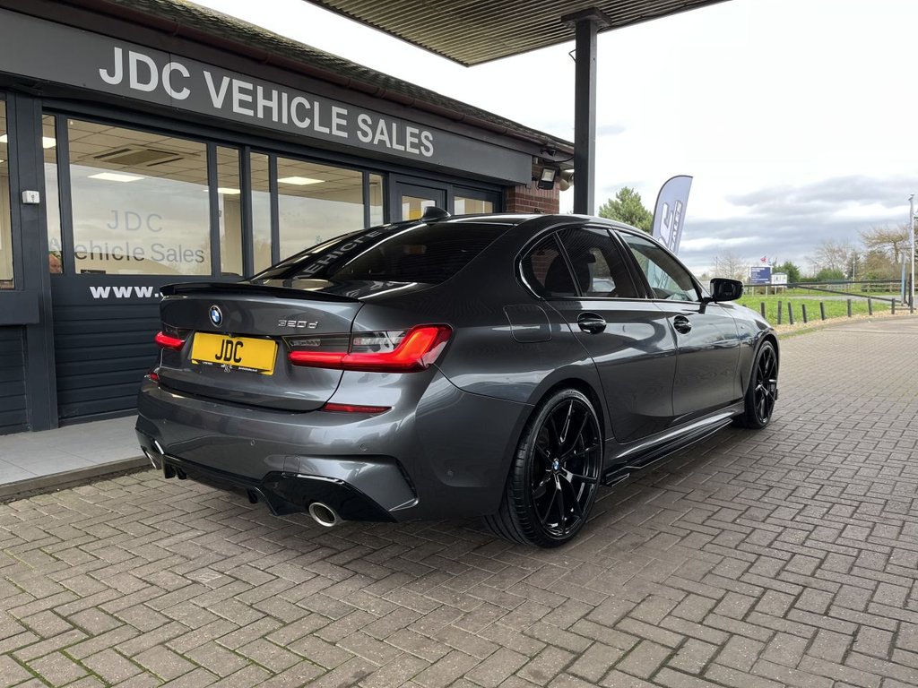 Used BMW 3 Series 2019 for sale - 77571935: Photo 11