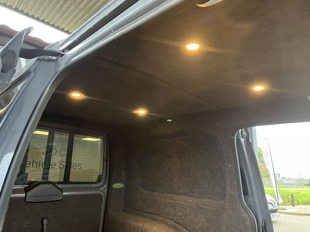 Used Volkswagen Caddy Maxi 2019 for sale - 76751213: Photo 16