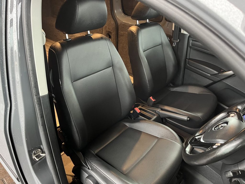 Used Volkswagen Caddy Maxi 2019 for sale - 76751213: Photo 25