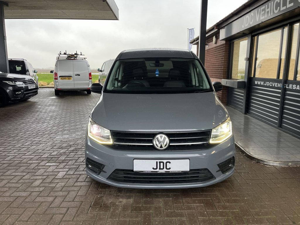 Used Volkswagen Caddy Maxi 2019 for sale - 76751213: Photo 4