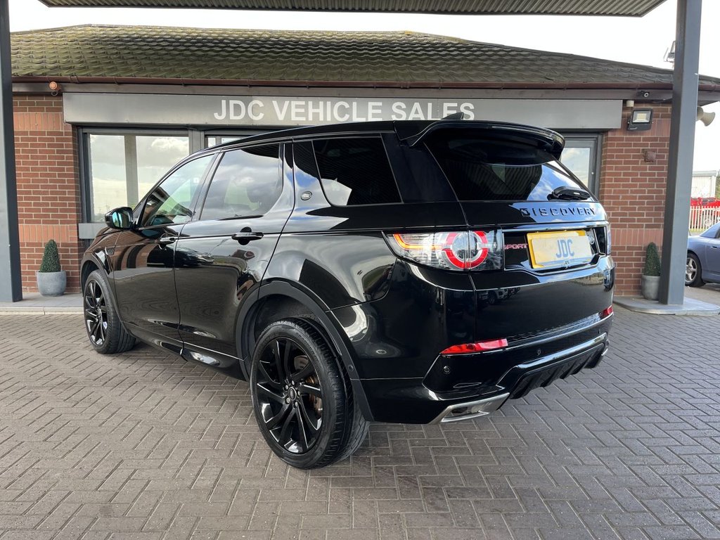 Used Land Rover Discovery Sport 2018 for sale - 78069128: Photo 2