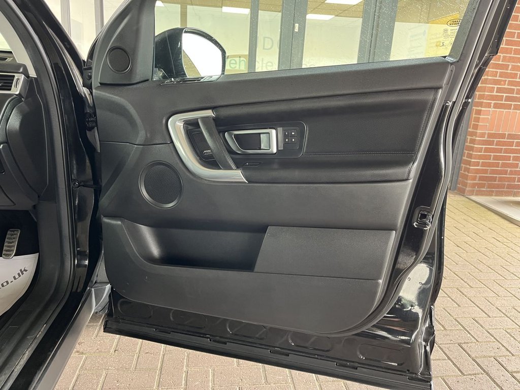 Used Land Rover Discovery Sport 2018 for sale - 78069128: Photo 21