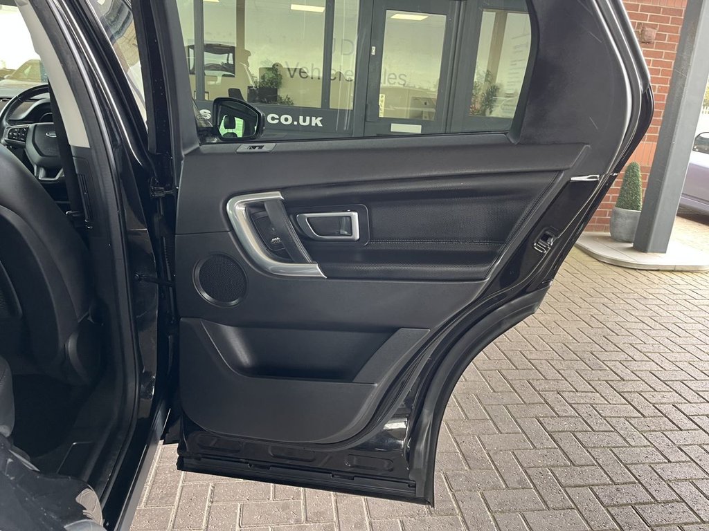 Used Land Rover Discovery Sport 2018 for sale - 78069128: Photo 34