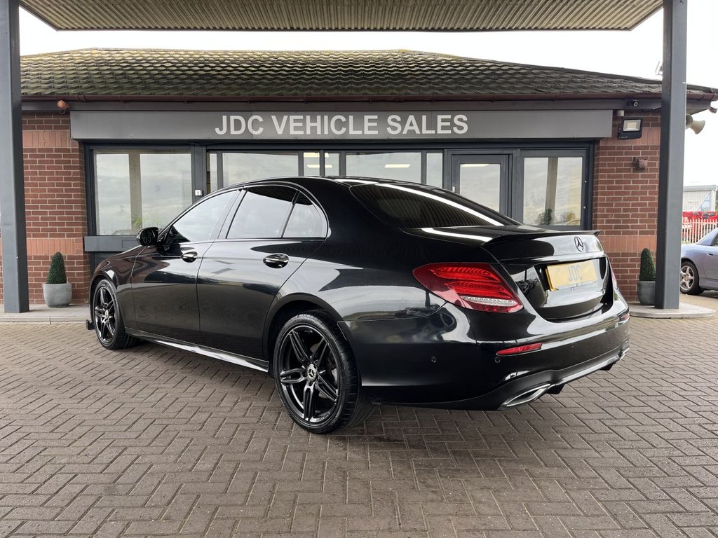 Used Mercedes-Benz E Class 2017 for sale - 78069343: Photo 2