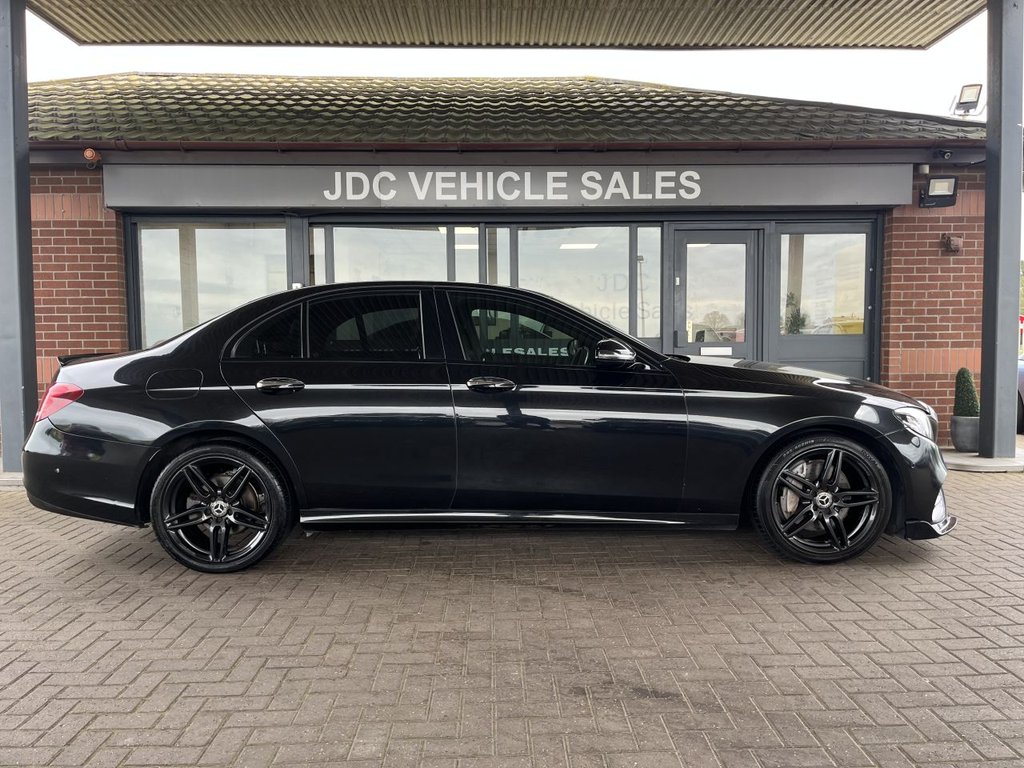 Used Mercedes-Benz E Class 2017 for sale - 78069343: Photo 4