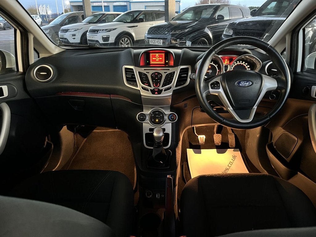 Used Ford Fiesta 2012 for sale - 76740437: Photo 17