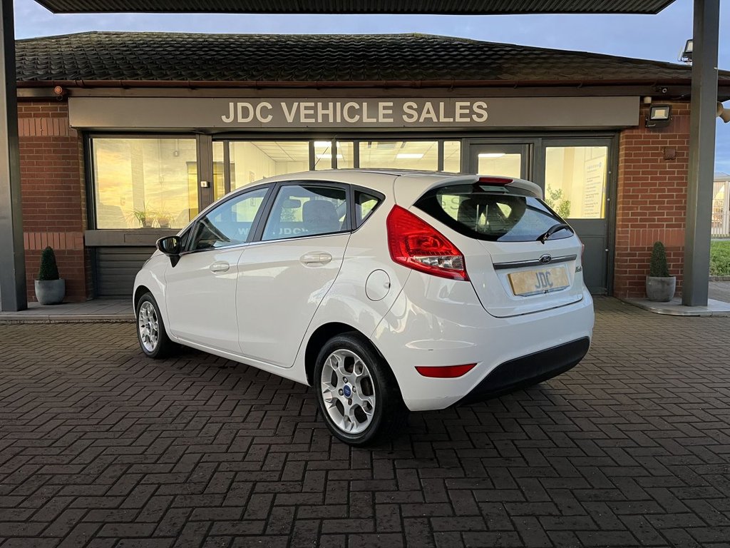 Used Ford Fiesta 2012 for sale - 76740437: Photo 2