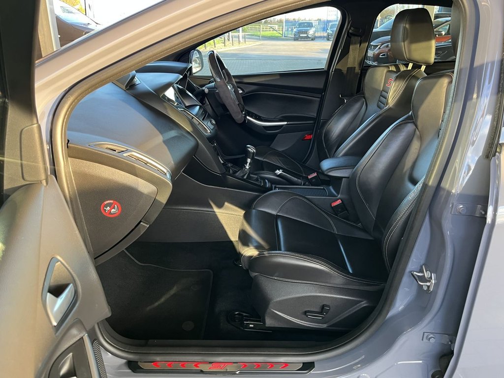 Used Ford Focus 2017 for sale - 77437096: Photo 32