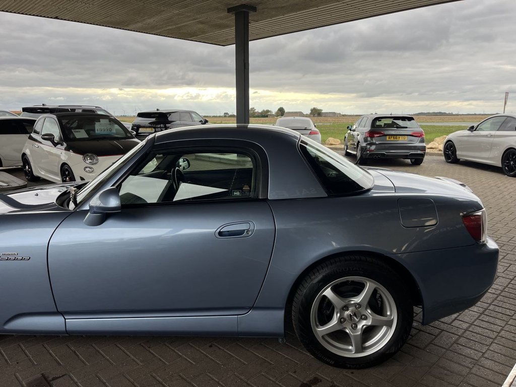 Used Honda S2000 2003 for sale - 75936873: Photo 32