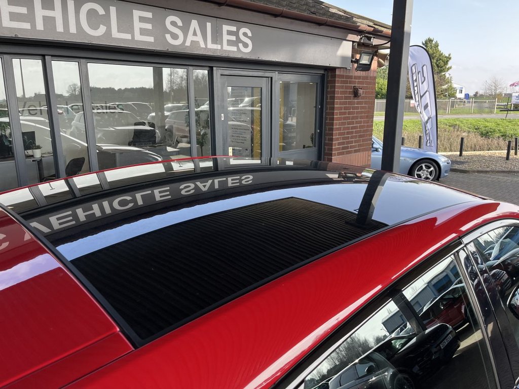 Used Jaguar E-Pace 2017 for sale - 77667170: Photo 17