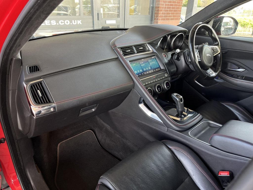 Used Jaguar E-Pace 2017 for sale - 77667170: Photo 38