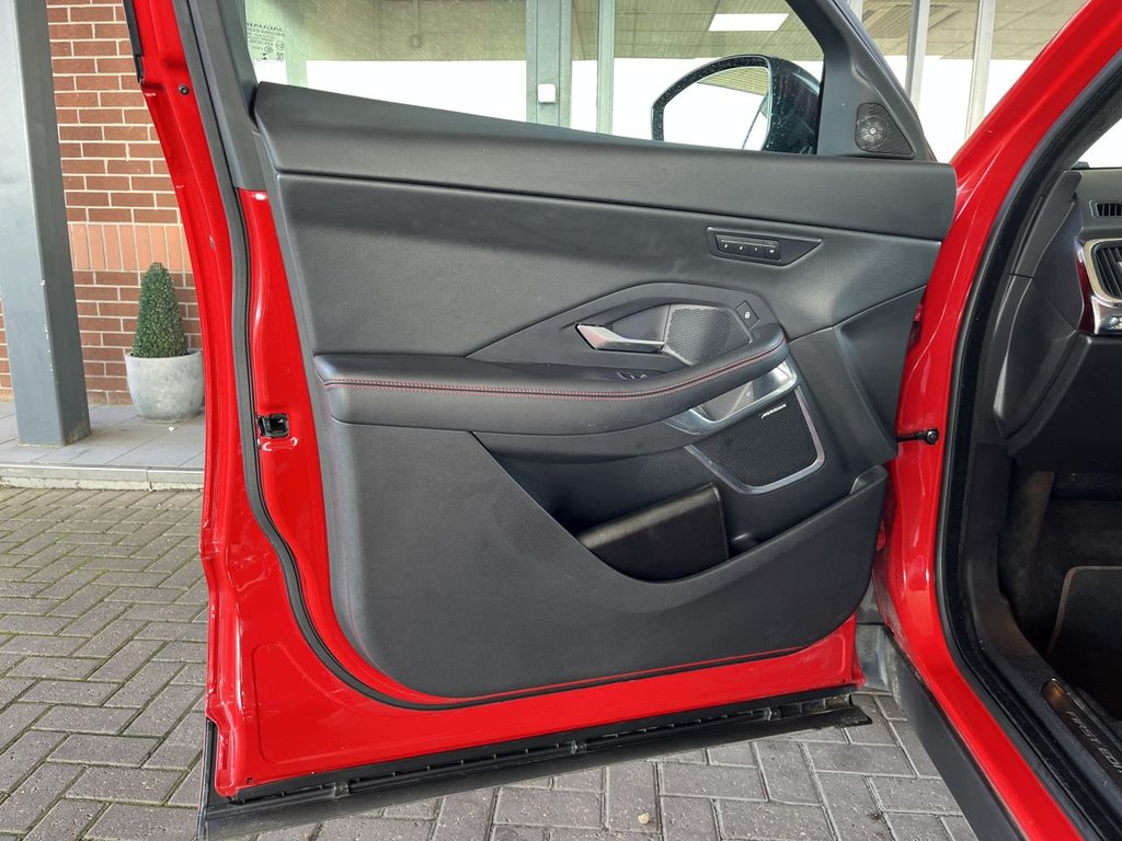 Used Jaguar E-Pace 2017 for sale - 77667170: Photo 39