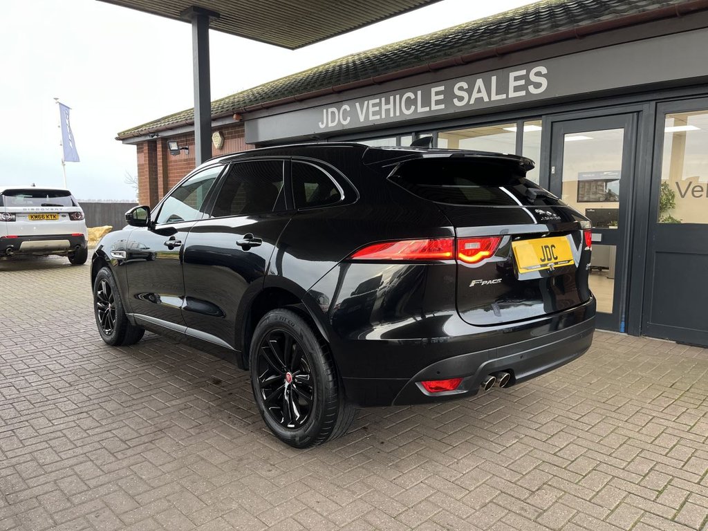 Used Jaguar F-Pace 2020 for sale - 76986132: Photo 10