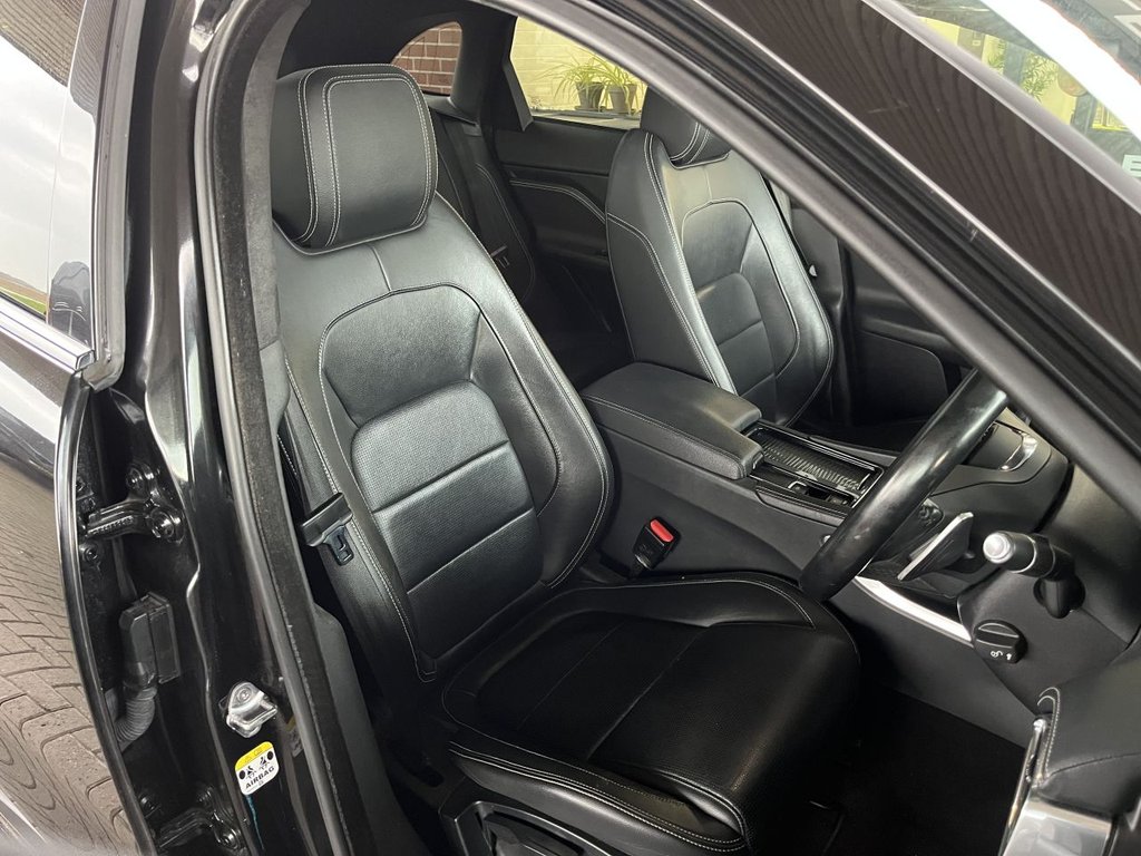 Used Jaguar F-Pace 2020 for sale - 76986132: Photo 15