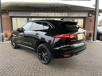 Used Jaguar F-Pace 2020 for sale - 76986132: Photo